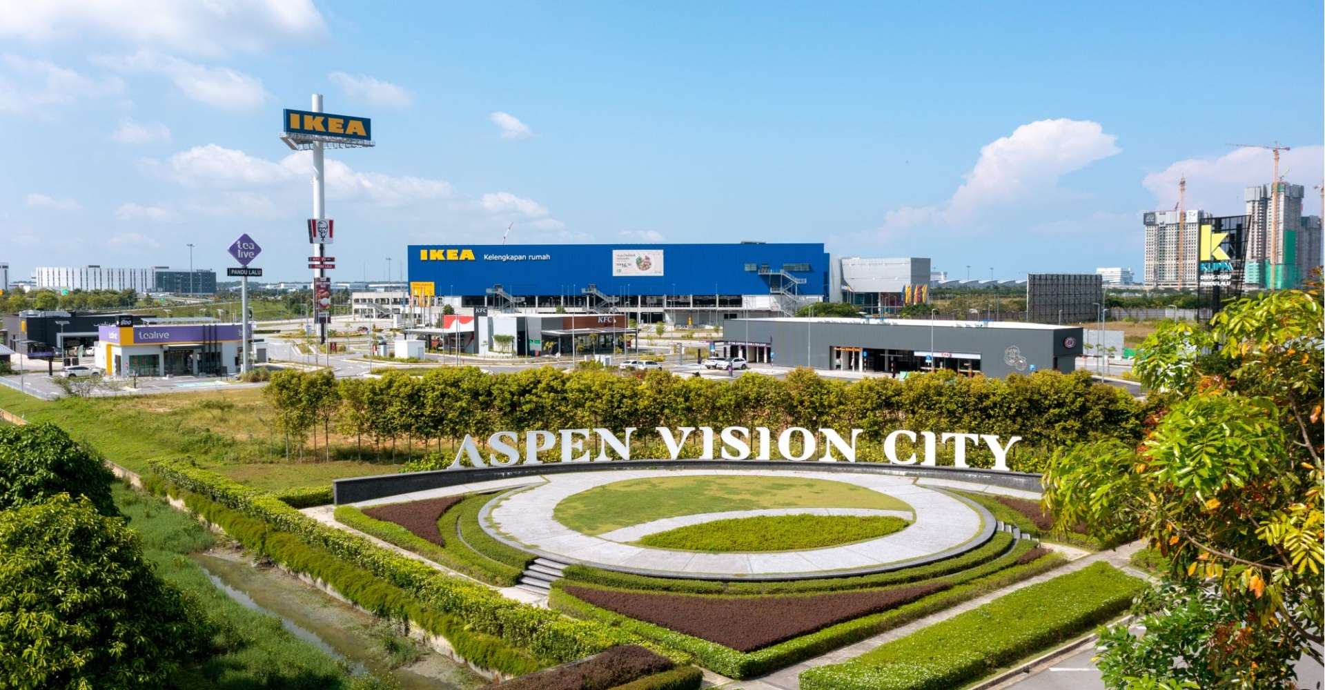 Aspen Vision City - Elly Chee