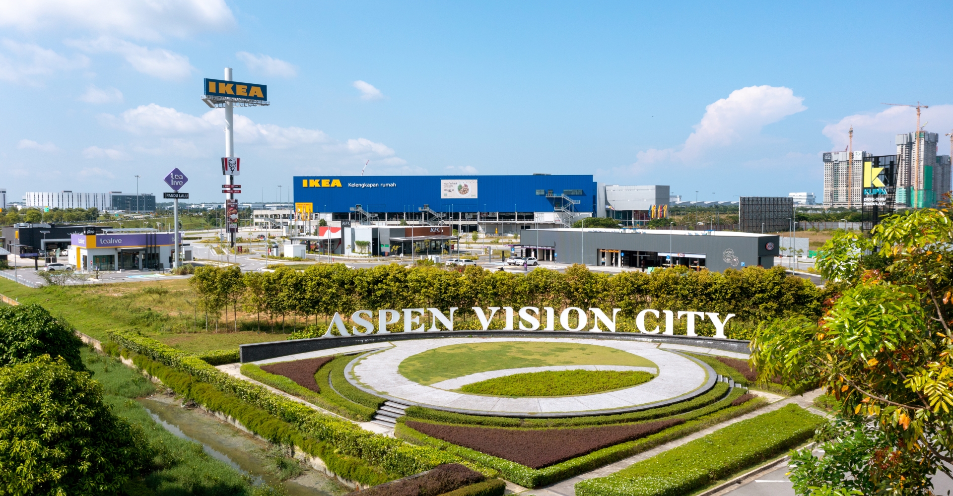 Aspen Vision City - Elly Chee